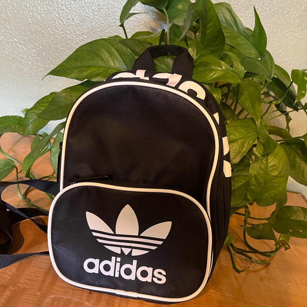 Adidas originals mini backpack